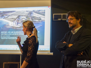 Přednáška o výzkumu v Itálii