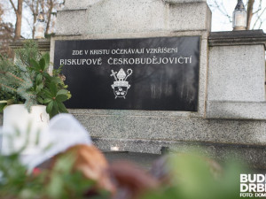 Dnes se lidé rozloučili s Jiřím Paďourem