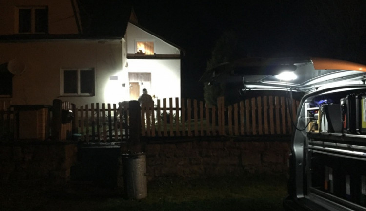 Muž zabil dva seniory na Jindřichohradecku