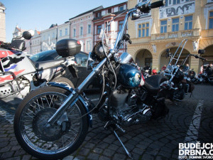 Motocyklisté měli na Štědrý den sraz v Českých Budějovicích