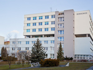 Nemocnice Český Krumlov loni mimo jiné koupila nové sanitky