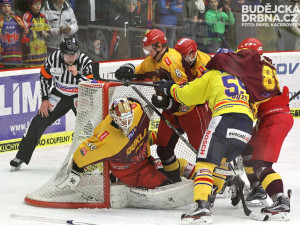 Tomáš Nouza byl před Honzíkem ve slušné šanci, Jihlavští jej ale ubránili