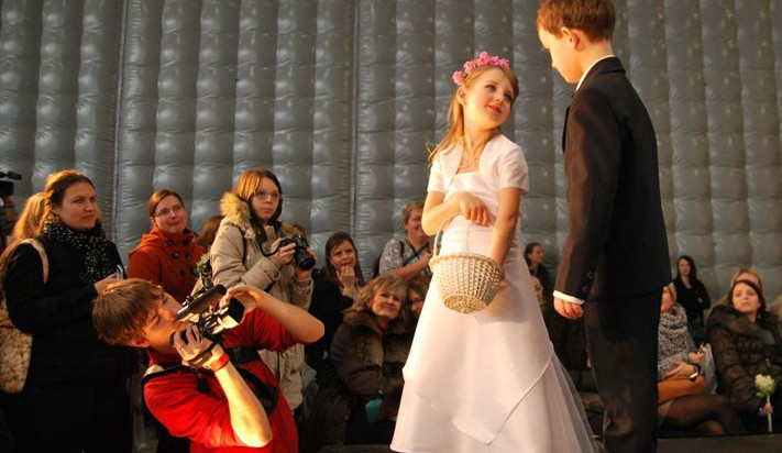 KULTURNÍ TIPY: Nevěsty, pozor! Blíží se svatební veletrh