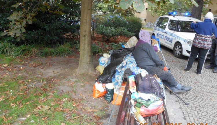 Bezdomovci - Senovážné náměstí u pošty