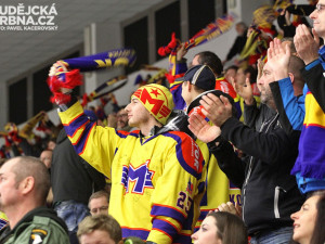 Tribuny slaví jednu z domácích branek