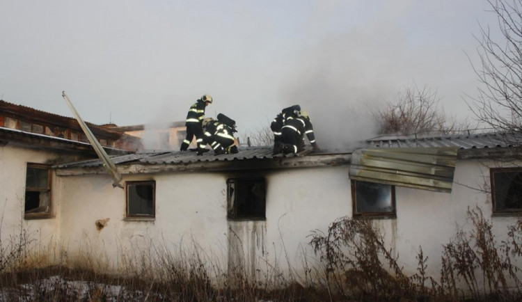 Požár bývalého prasečáku