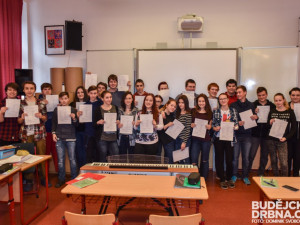 Předávání pololetních vysvědčení