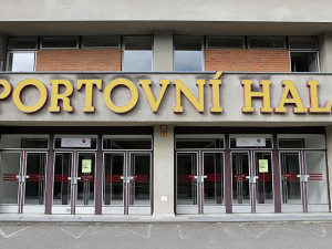 Vznik parkovacího domu u sportovky je závislý na dotacích