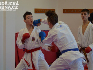 Trénink karatistů TJ Karate České Budějovice