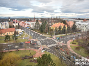 Lidická - Mánesova