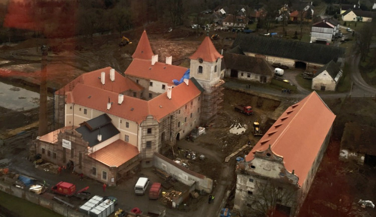 Zámek Písečné