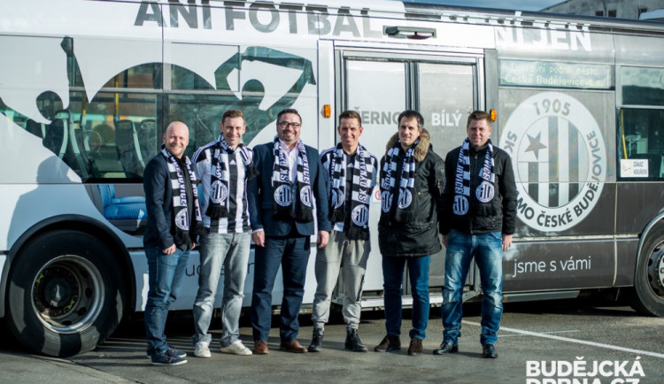 Nový polep autobusu MHD