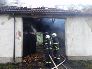 Požár střechy rodinného domu