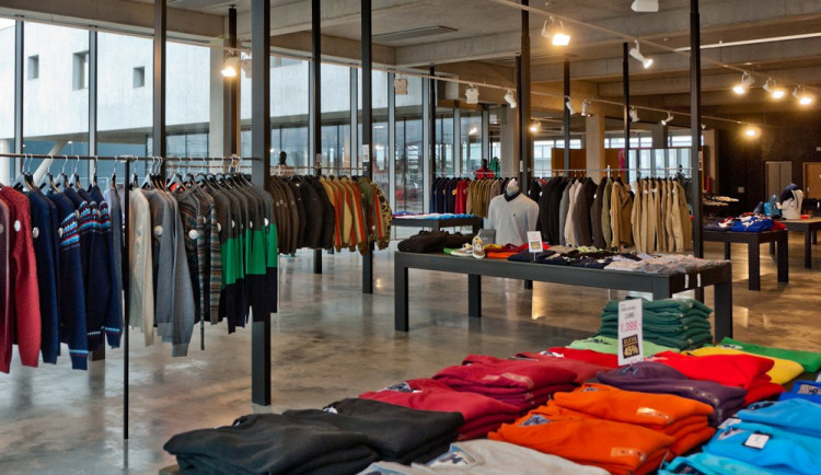 Prodejna molo_08 v Českých Budějovicích