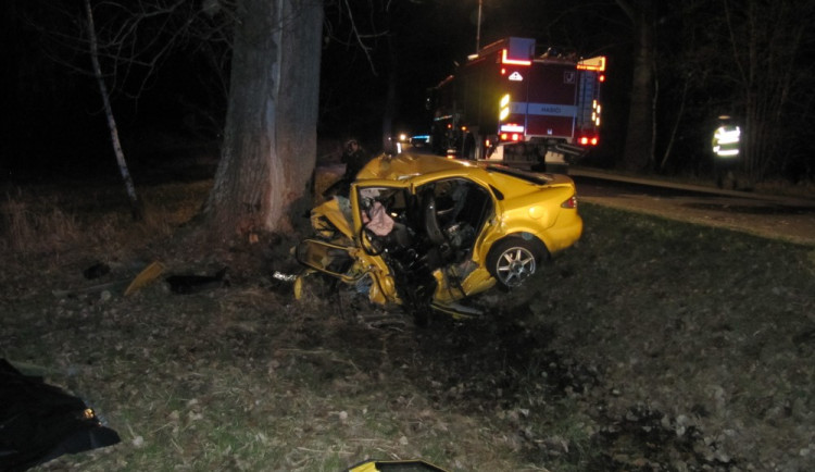 Večer vyhasly další dva životy na silnici. Nehoda se stala na Táborsku