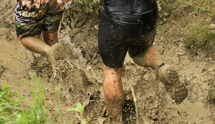 V sobotu se uskuteční v Hluboké nad Vltavou extrémní překážkový závod Army Run