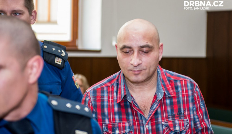 Soud řeší devět let starou vraždu. Obětí je šestinásobná matka, která prodávala své tělo