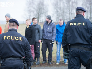 Na začátku dubna zadrželi jihočeští policisté dva Iráčany. Jeden žádal o azyl už ve třinácti zemích
