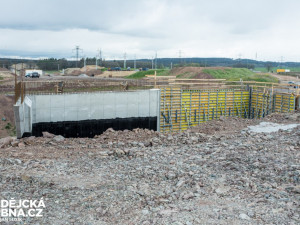 Výstavba úseku Borek - Úsilné