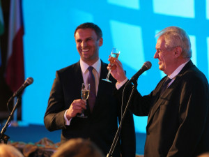 Prezident Zeman se zúčastnil slavnostní večeře na Fóru partnerských regionů Jihočeského kraje