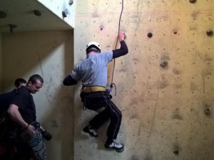 Tábor ovládl krajskou hasičskou soutěž v lezení na umělé stěně