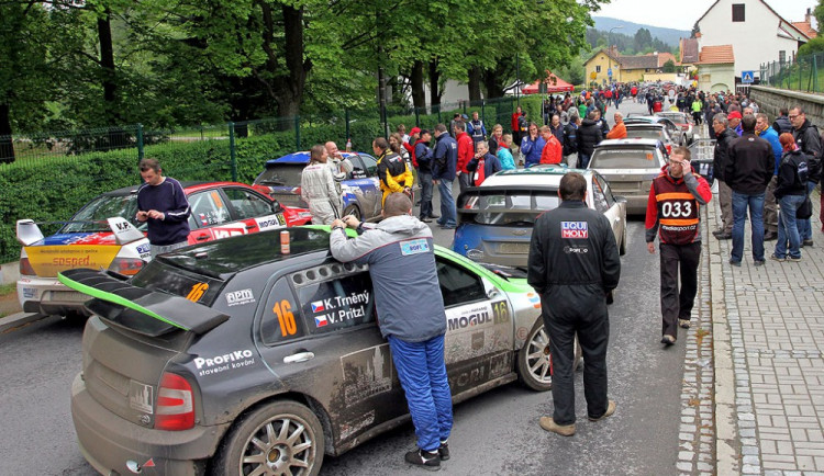 Přeskupení v Kaplici při 43. Rallye Český Krumlov 2015
