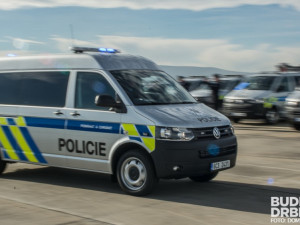 Policisté obvinili ženu z prachatické banky z milionové krádeže
