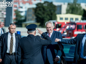 Miloš Zeman na návštěvě u budějckých hasičů