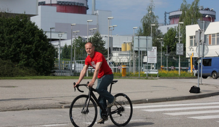 Úctyhodných třicet tisíc bodů nasbíral za měsíc v aplikaci EPP temelínský jaderný fyzik Radek Plšek