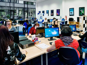 UniCall hledá specialistu prodeje a nabízí zajímavé benefity