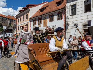 Slavnosti pětilisté růže