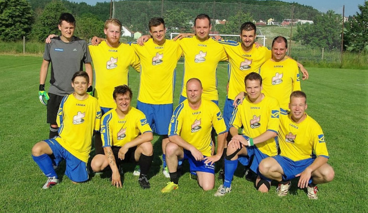 Jedenáctka novinářů recept na obranu soupeře nenašla.