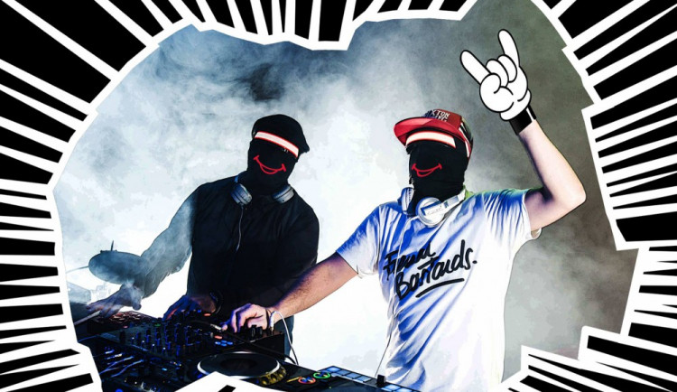 Loo and Placido (FRA)