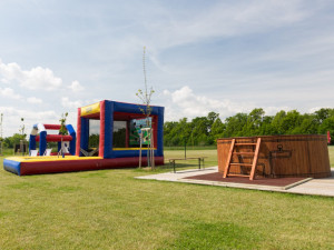 Dětský nafukovací park ve Sportovně relaxačním areálu Hluboká nad Vltavou