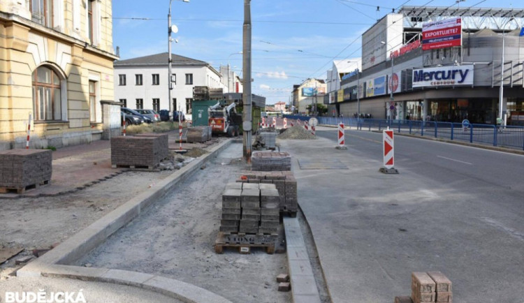 Přestavba křižovatky Nádražní a Žižkovy třídy