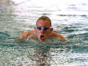 Plavec Ivan Nestával přivezl ze Světových her handicapované mládeže do Budějc dvě stříbra