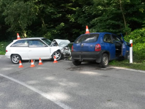 Střet aut za Prachaticemi