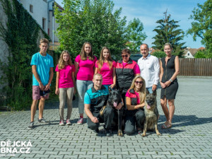 Jana Hořejší a pes Una a Jiří Štindl a pes Perry