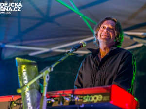 Oceán před klubem K2