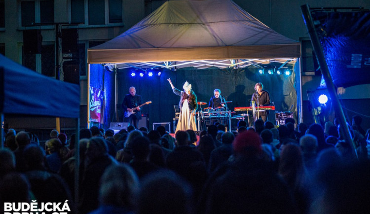 Oceán před klubem K2