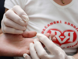 Počet případů HIV narůstá, v Budějcích a Jindřichově Hradci proběhne bezplatné testování