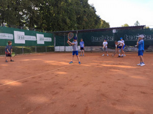 LTC TONSTAV-SERVICE České Budějovice pořádá nábor do tenisové školy