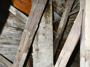 Co skrývá báň Černé věže?