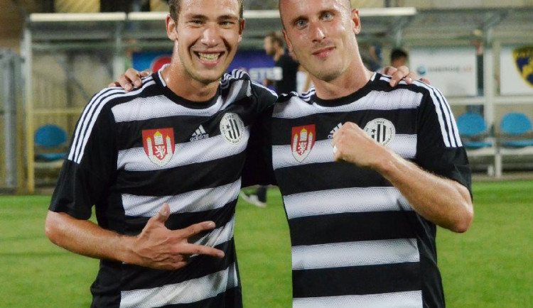 V pátečním duelu s Ústím se trefili Jindřich Kadula (vlevo) a Ivo Táborský