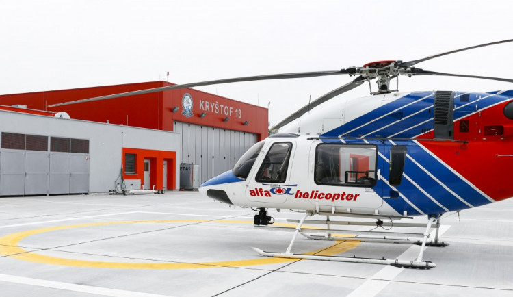 Záchranná služba má létat ze základny v Bechyni. Heliport v Plané za 60 milionů přijde nazmar