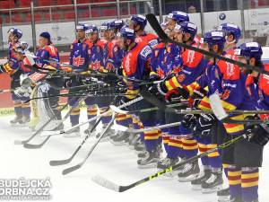 První domácí děkovačka