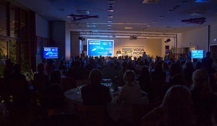 Ceremoniační večer