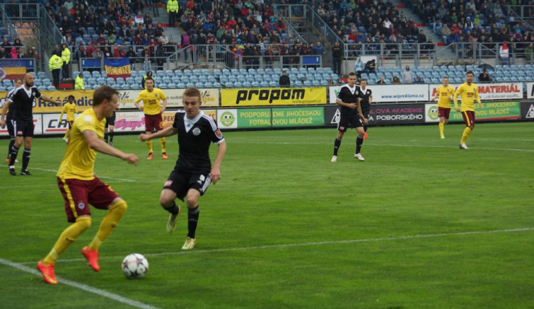 SOUTĚŽ: Fotbalový svátek. Dynamo hostí v poháru Spartu Praha