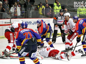 Gólová situace. Tomáš Nouza uzavírá skóre na 3:0