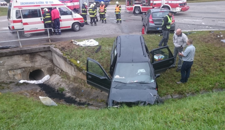 První ostrý výjezd mimo elektrárnu měli temelínští hasiči v rámci IZS. Pomáhali s likvidací následků nehody dvou automobilů